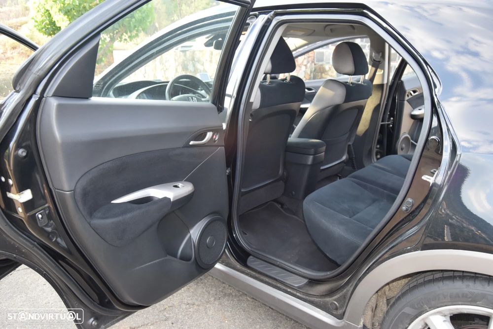 Honda Civic 1.8 Sport - 11