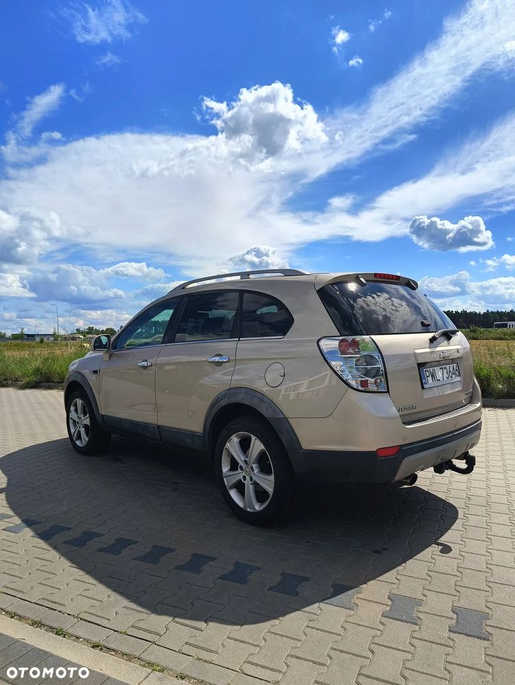 Chevrolet Captiva 2.2 D LTZ - 7