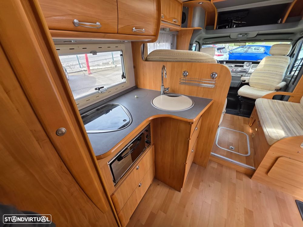 Adria Izola S687 SP 2.5 250cv - 8