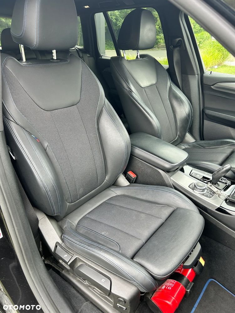BMW X3 xDrive20d - 29
