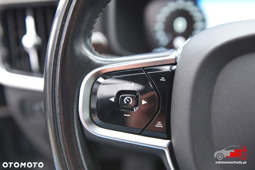 Volvo V90 T5 Momentum - 33