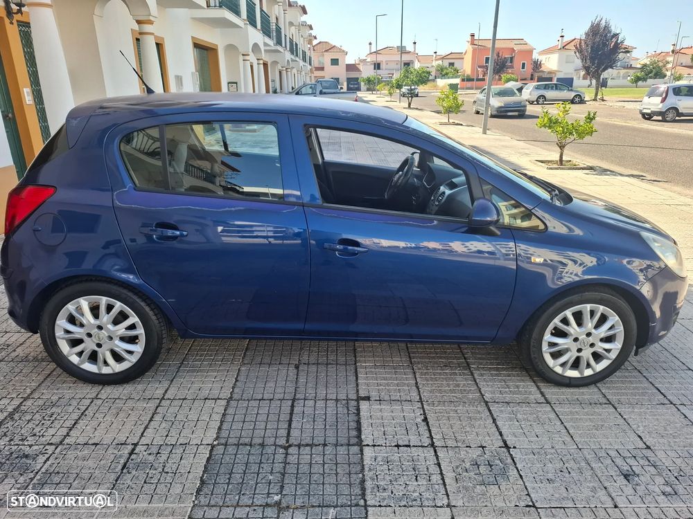 Opel Corsa 1.3 CDTI Enjoy EcoFLEX - 1