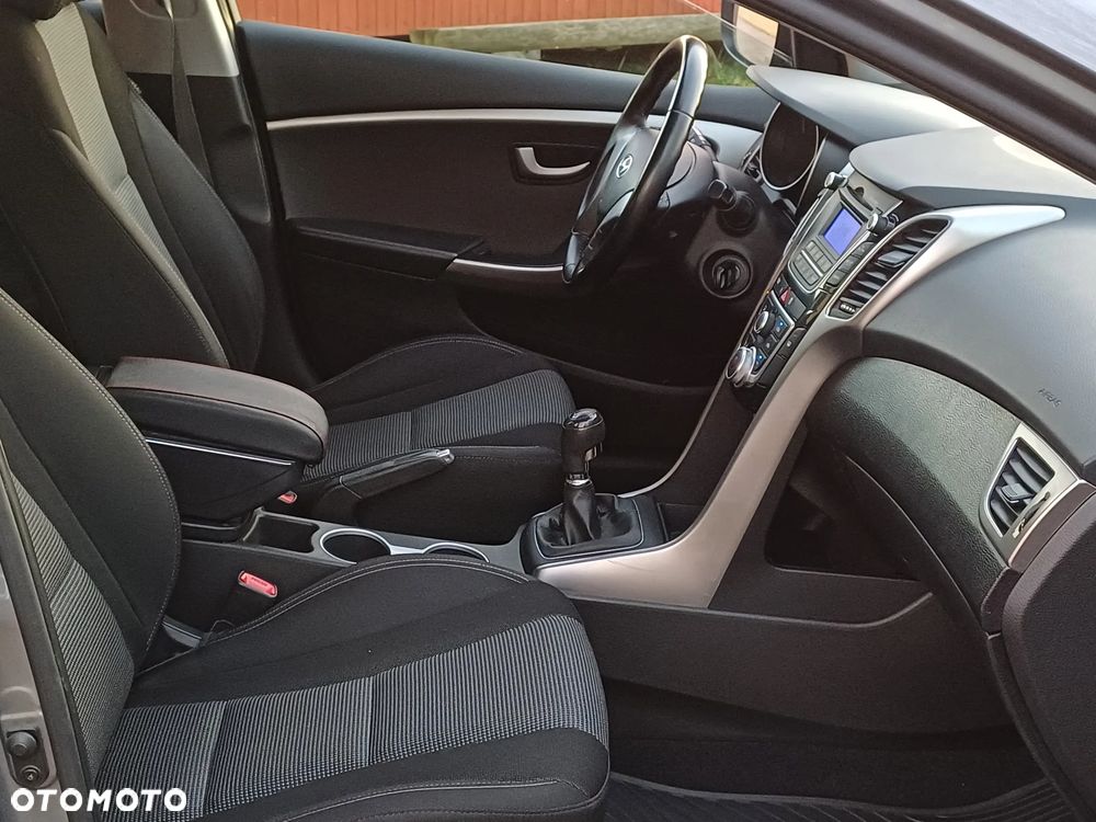 Hyundai i30 1.6 Style - 17