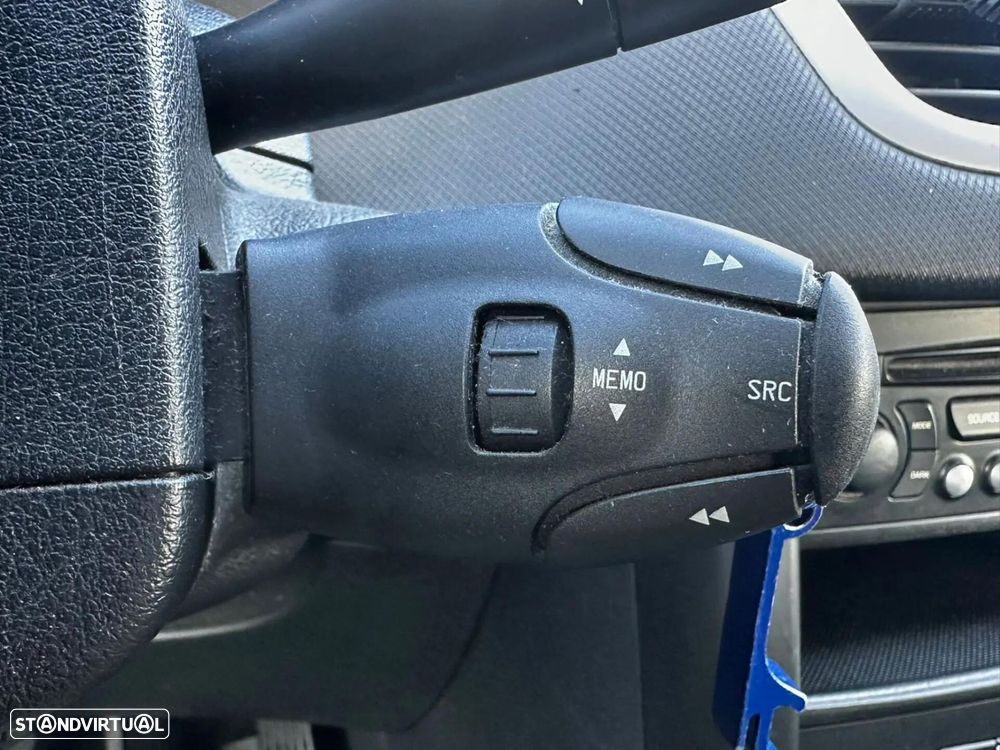 Peugeot 207 1.6 HDi Van - 15