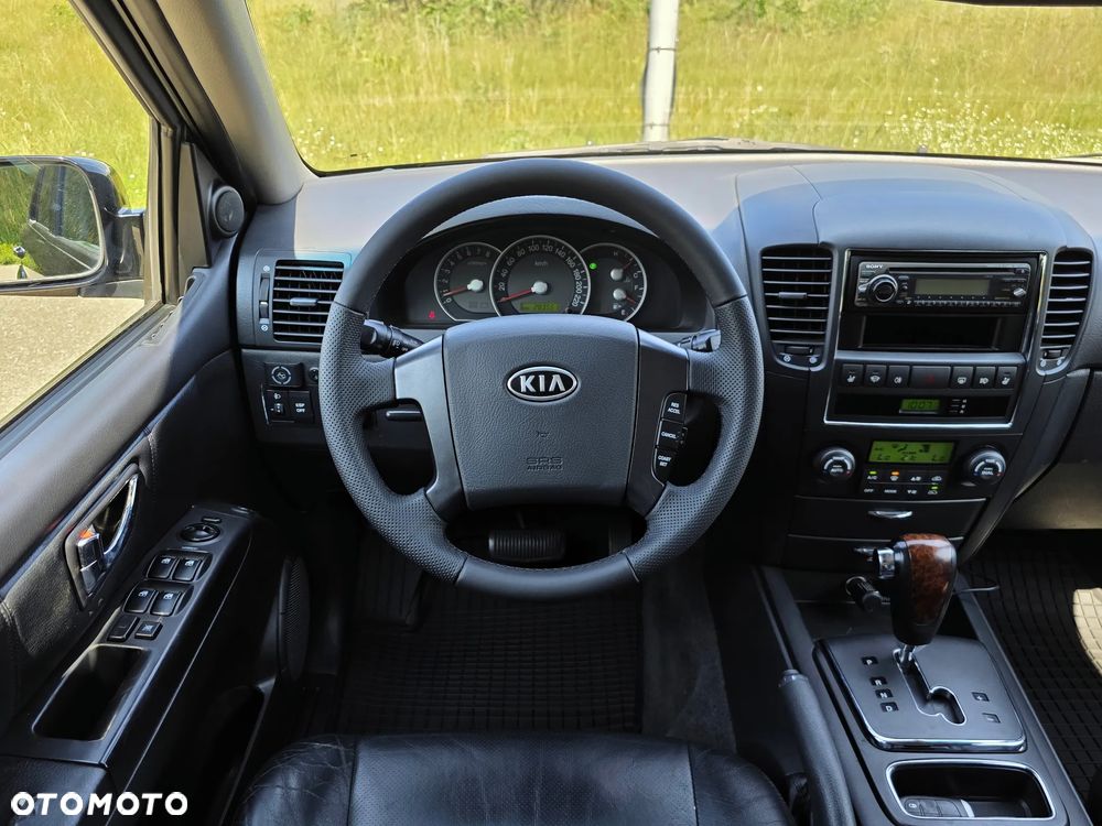 Kia Sorento - 9