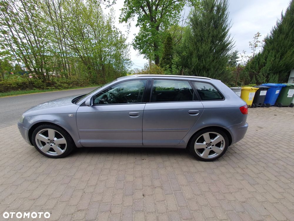 Audi A3 Sportback 2.0 TDI Ambiente - 4