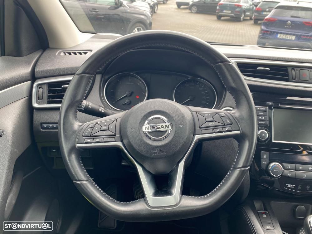 Nissan Qashqai 1.5 dCi N-Connecta - 6