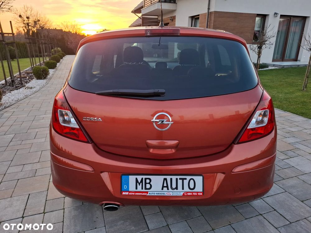 Opel Corsa 1.4 16V Satellite - 17