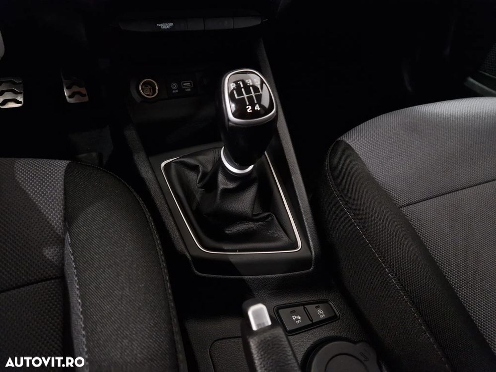 Hyundai i20 - 19