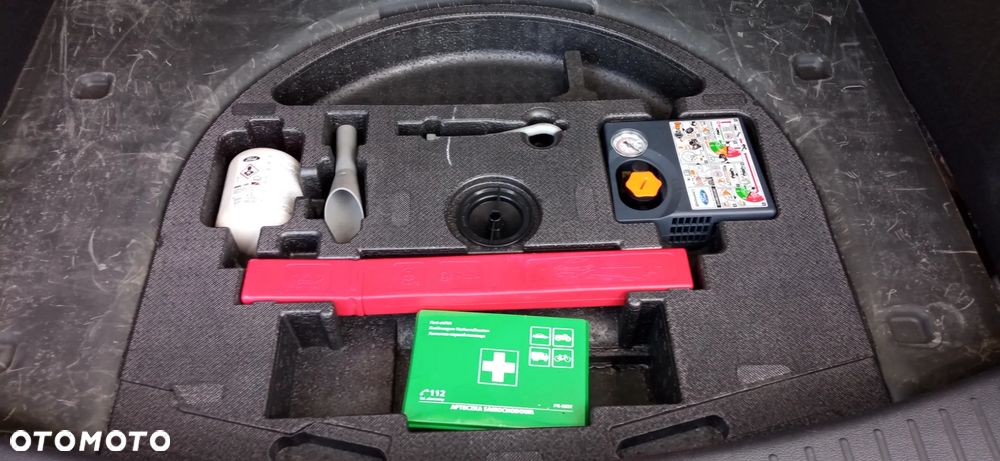 Ford Kuga 1.5 TDCi 2x4 Trend - 20