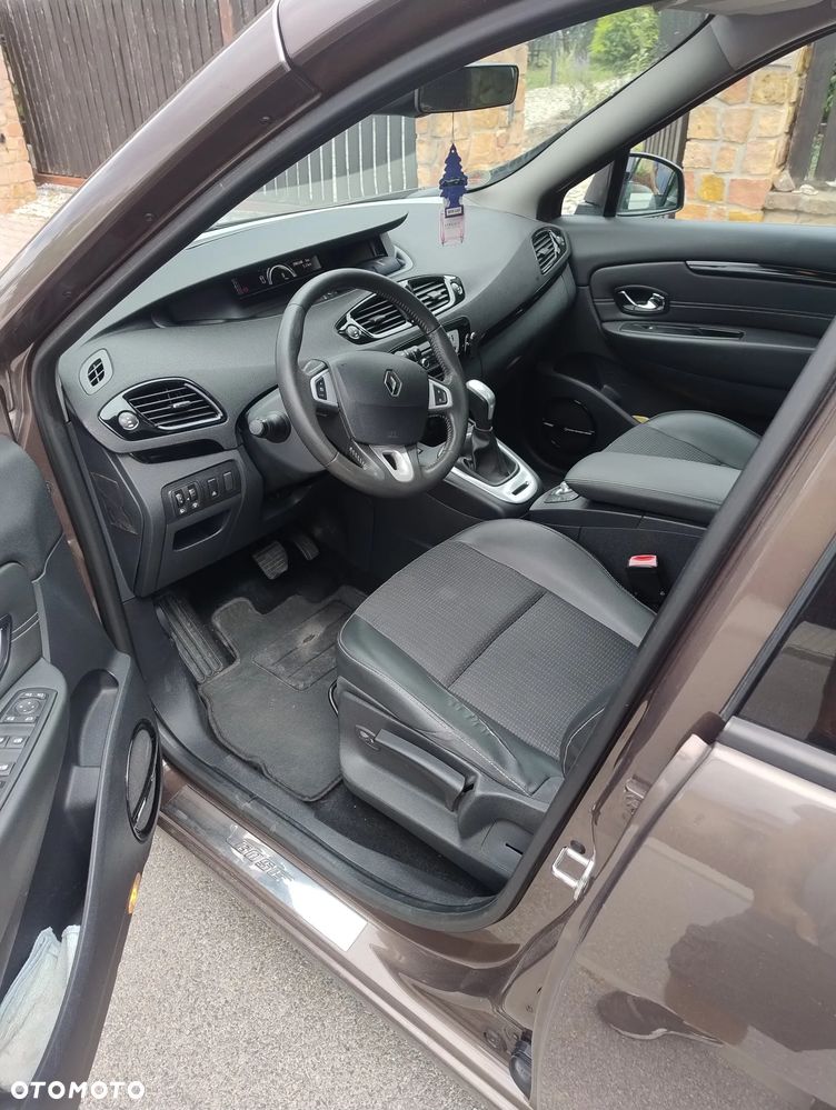 Renault Scenic 2.0 16V Bose Edition CVT - 4