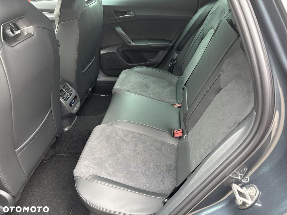 Cupra Formentor 1.5 eTSI mHEV DSG - 13