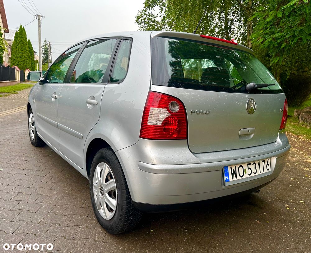 Volkswagen Polo - 4