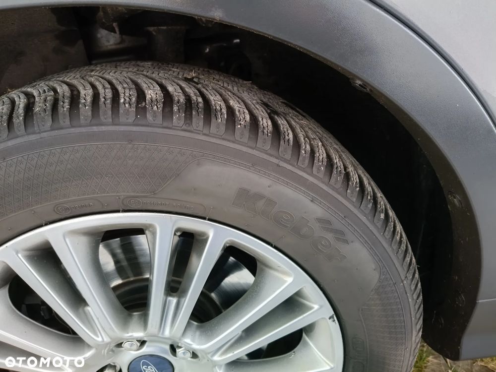 Ford Kuga 2.0 TDCi 2x4 Trend - 12