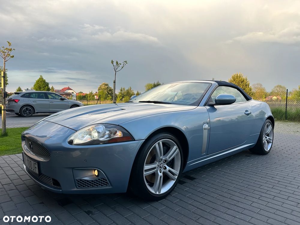 Jaguar XK XKR - 4