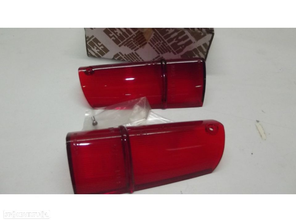 Peugeot 404 vidros de farolim novos e originais - 1