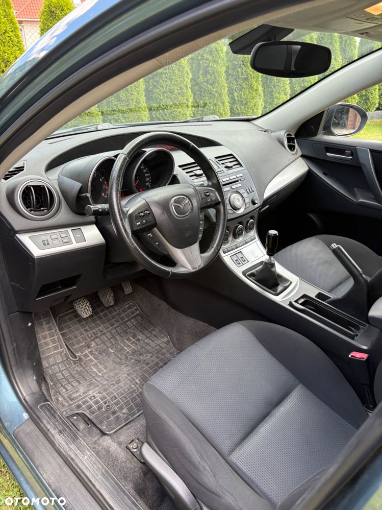 Mazda 3 - 6