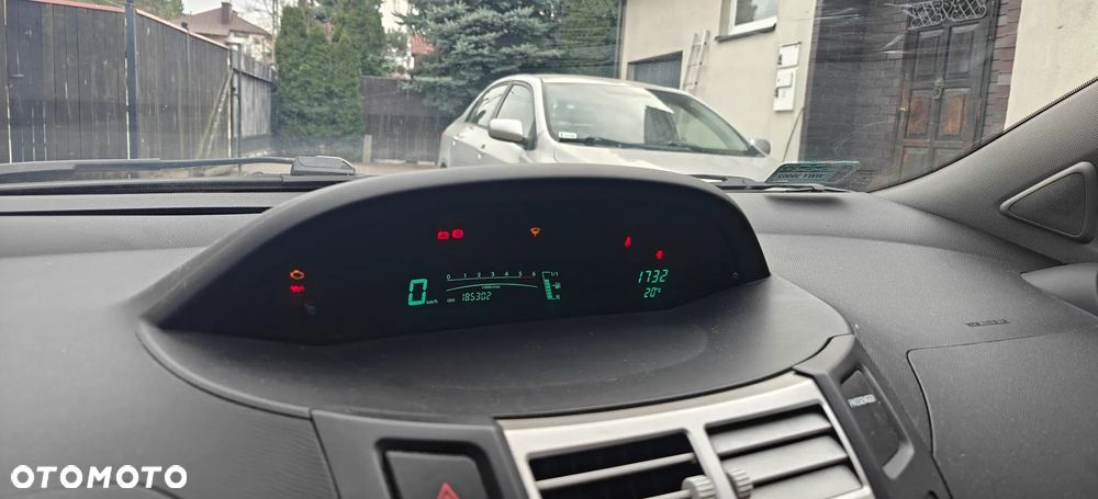 Toyota Yaris 1.4 D-4D Terra A/C - 16