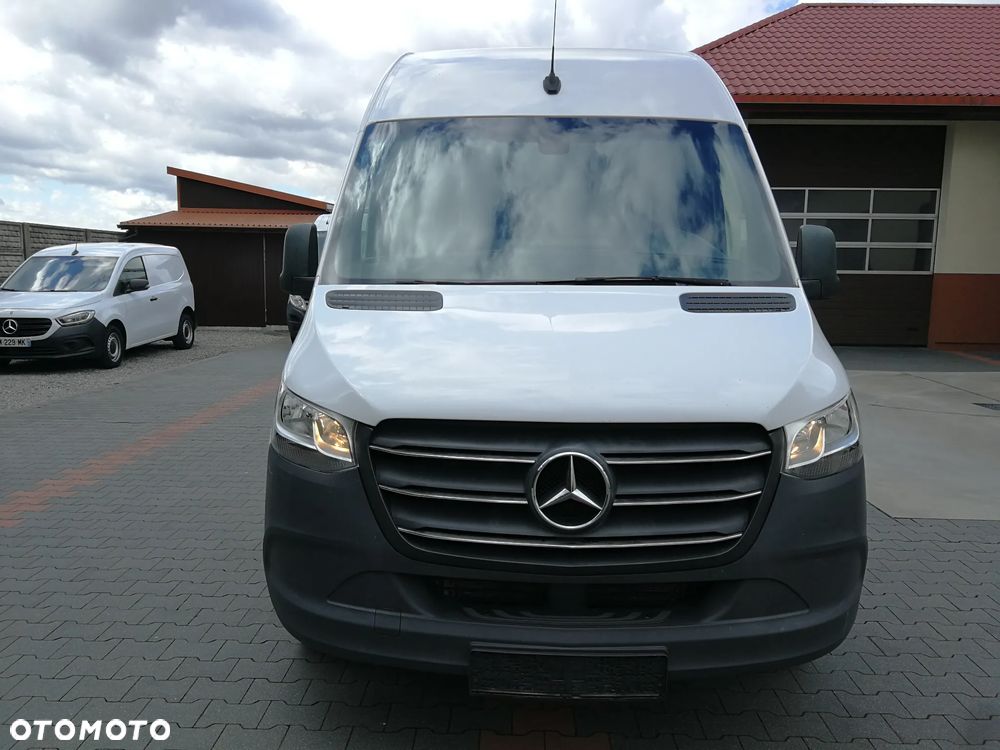 Mercedes-Benz Sprinter - 3