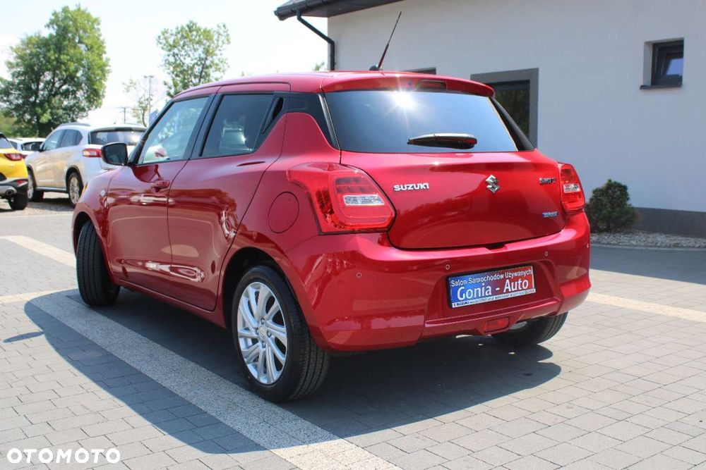 Suzuki Swift - 4