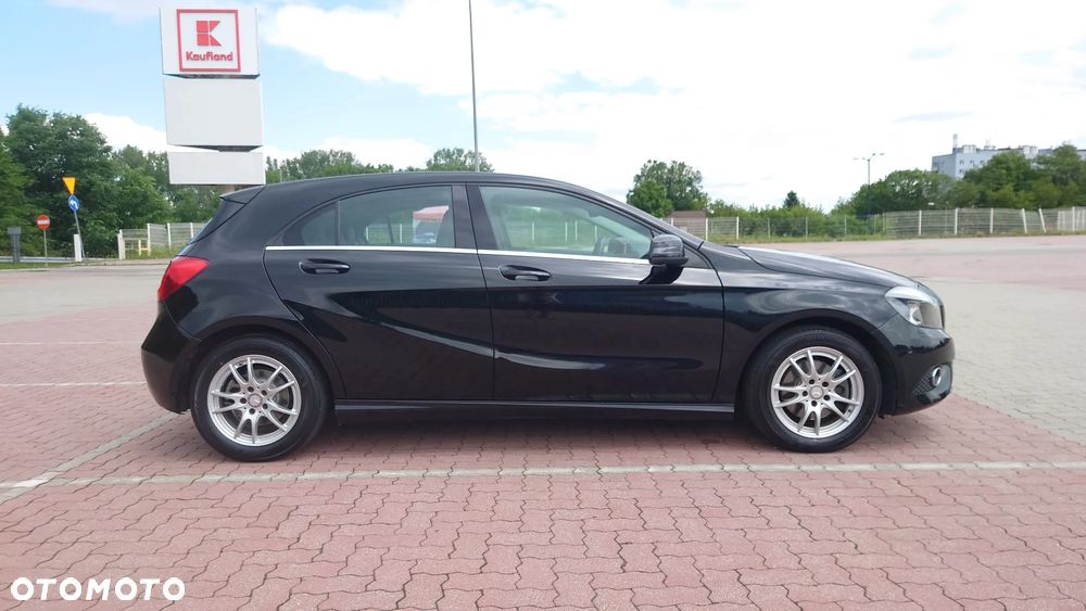 Mercedes-Benz Klasa A 180 (BlueEFFICIENCY) - 11