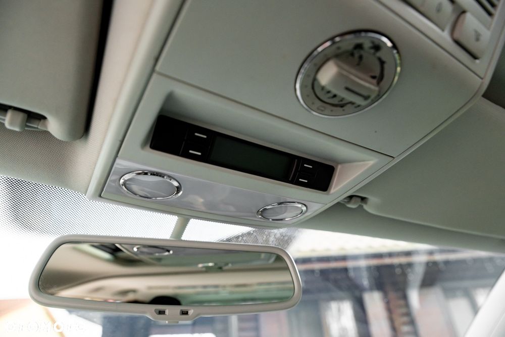 Volkswagen Multivan L1 Highline - 37