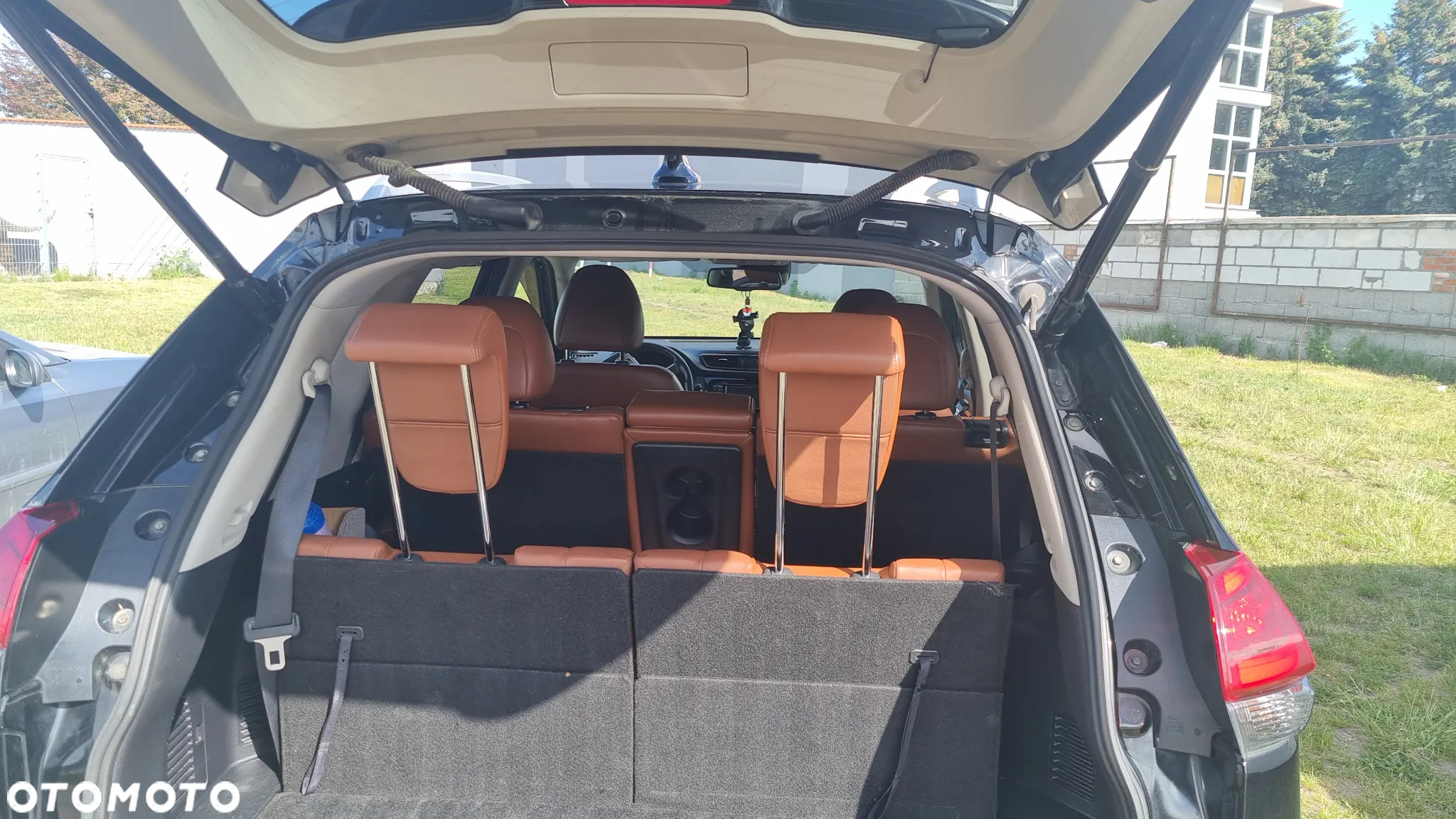 Nissan X-Trail - 12