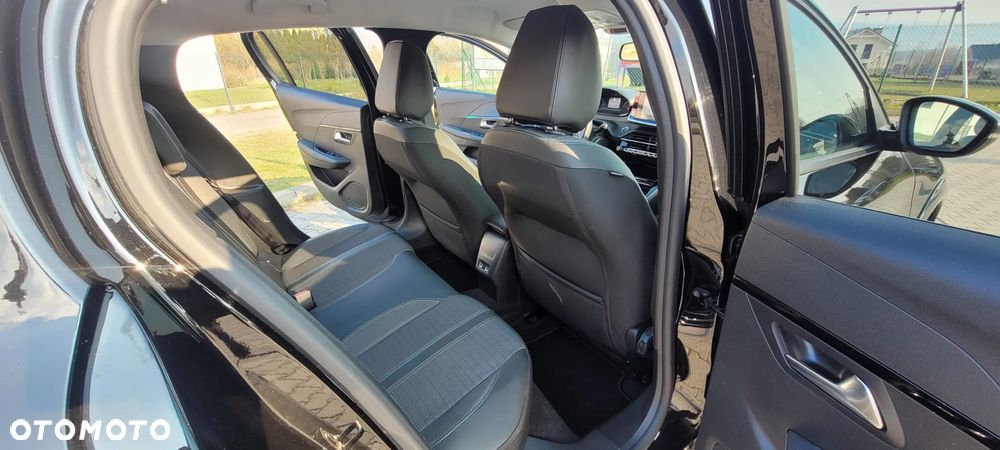 Peugeot 208 Elektromotor 136 GT Pack - 19