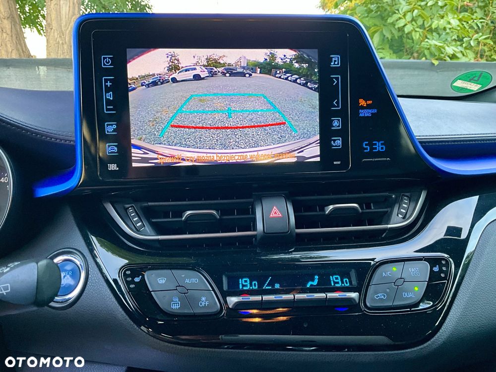 Toyota C-HR Style Selection - 24