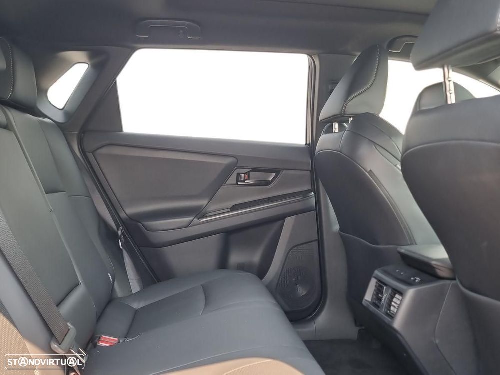 Toyota bZ4X - 8