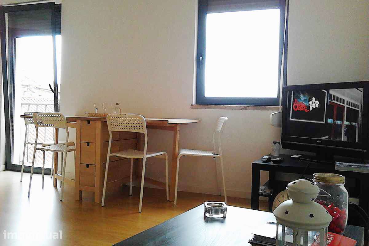 Para Venda T3 (4Assoalhadas) Localizado na Estrela - Lisboa - Grande imagem: 5/21
