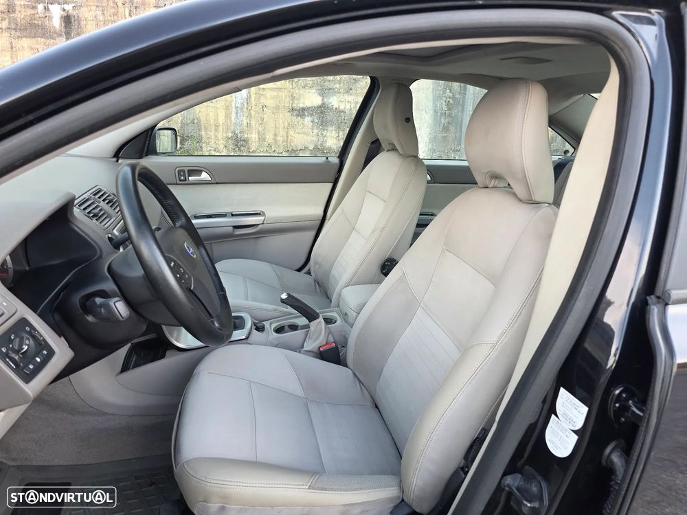 Volvo S40 1.6 D Nível 3 - 4