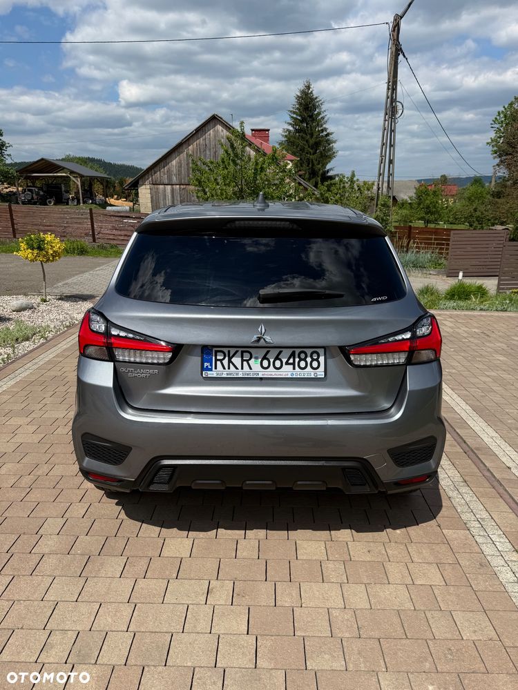 Mitsubishi ASX - 9