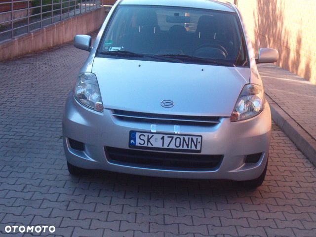 Daihatsu Sirion - 9