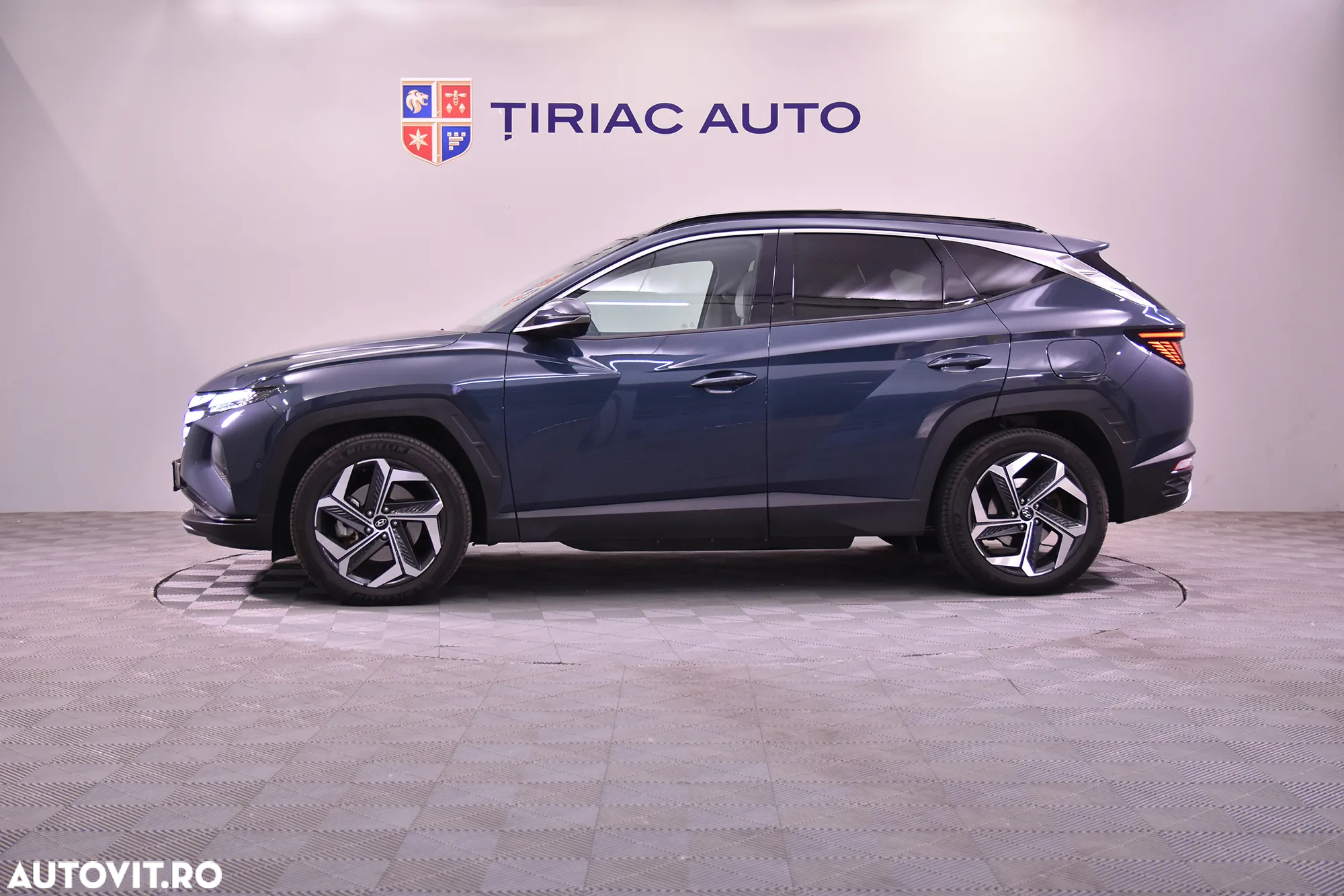 Hyundai Tucson - 2