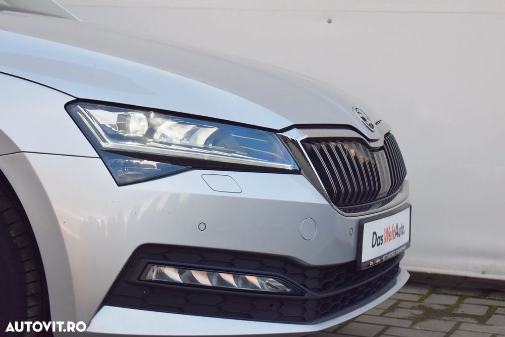Skoda Superb Combi 2.0 TDI DSG Ambition - 17
