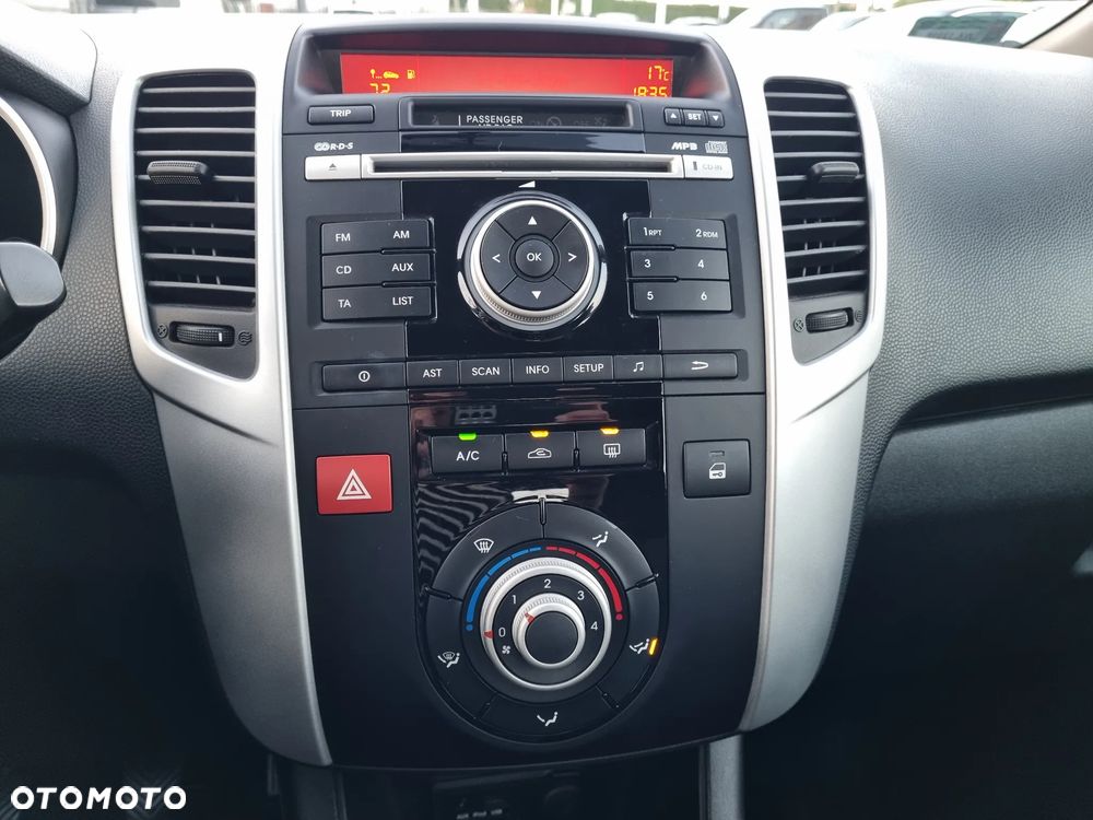 Kia Venga 1.4 M - 14