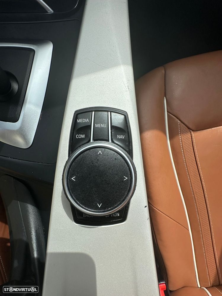 BMW 320 d Line Luxury Auto - 28