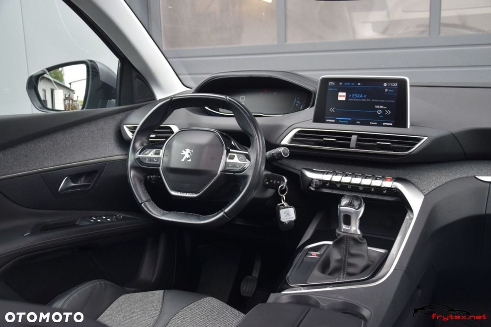Peugeot 3008 - 24