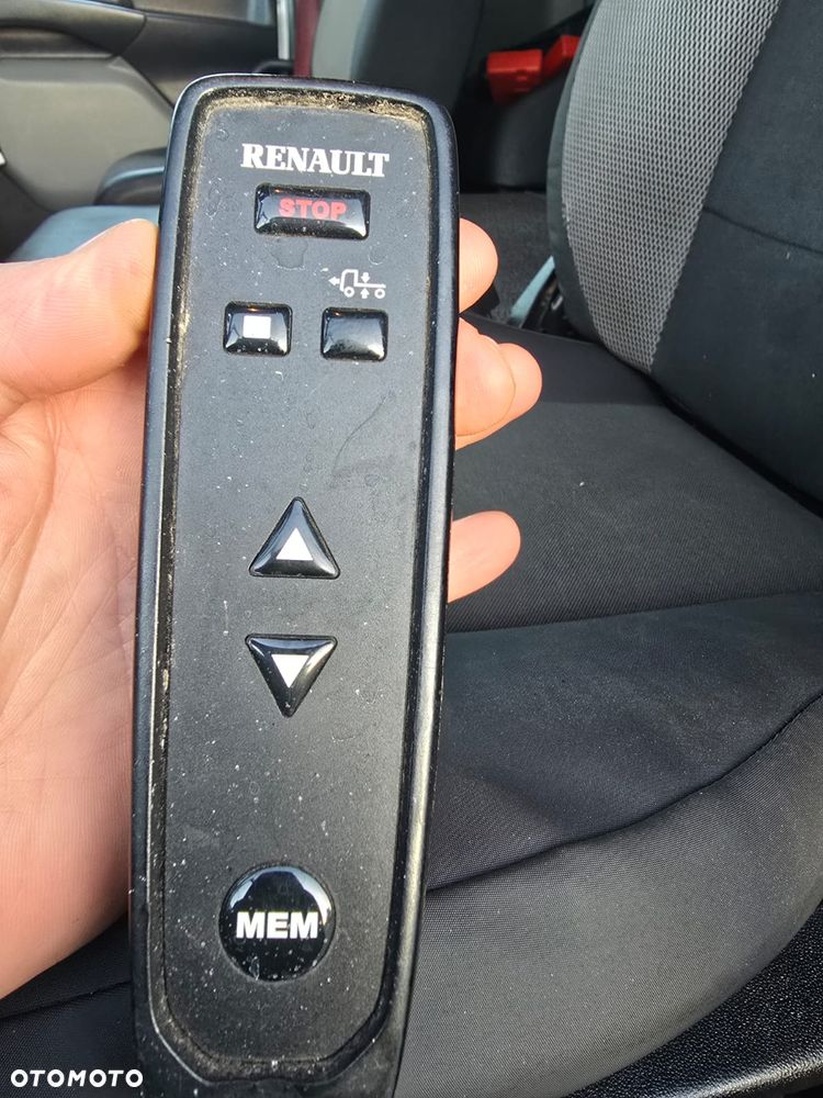 Renault D12 240 - 28