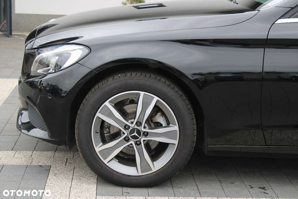 Mercedes-Benz Klasa C 200 (BlueTEC) d 7G-TRONIC Avantgarde - 15