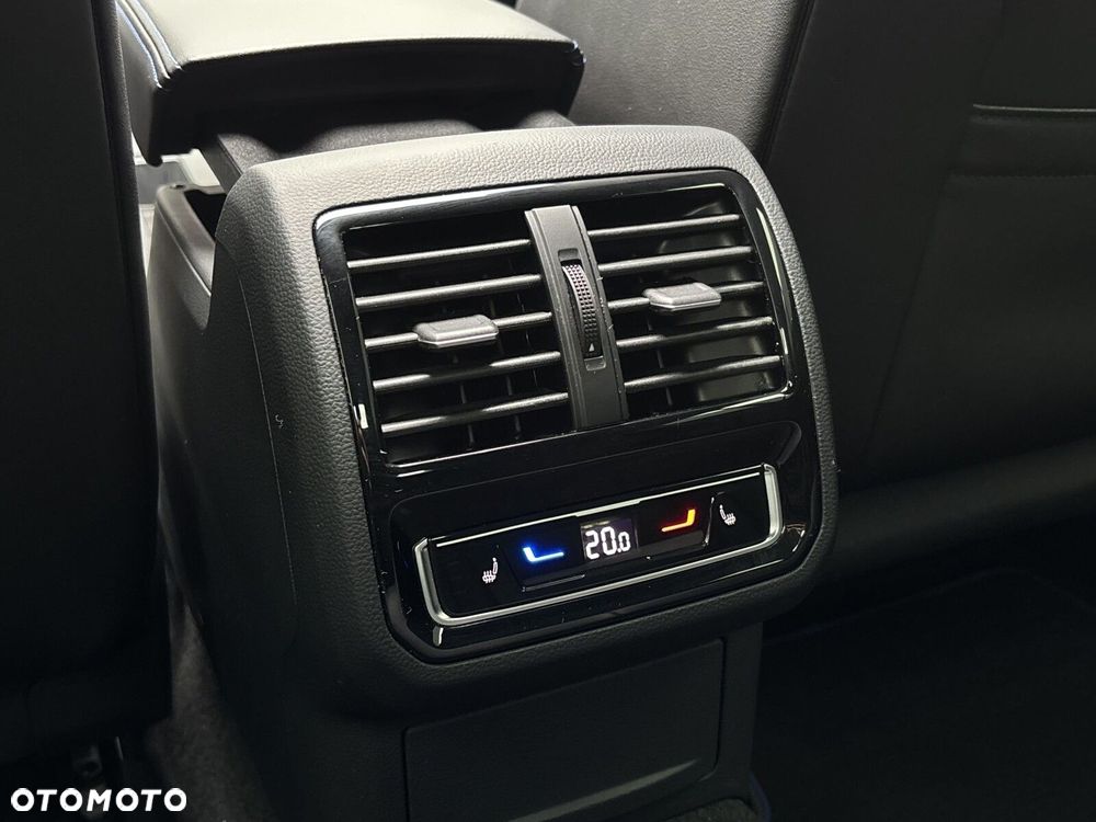 Volkswagen Arteon 2.0 TSI 4Motion R DSG - 29