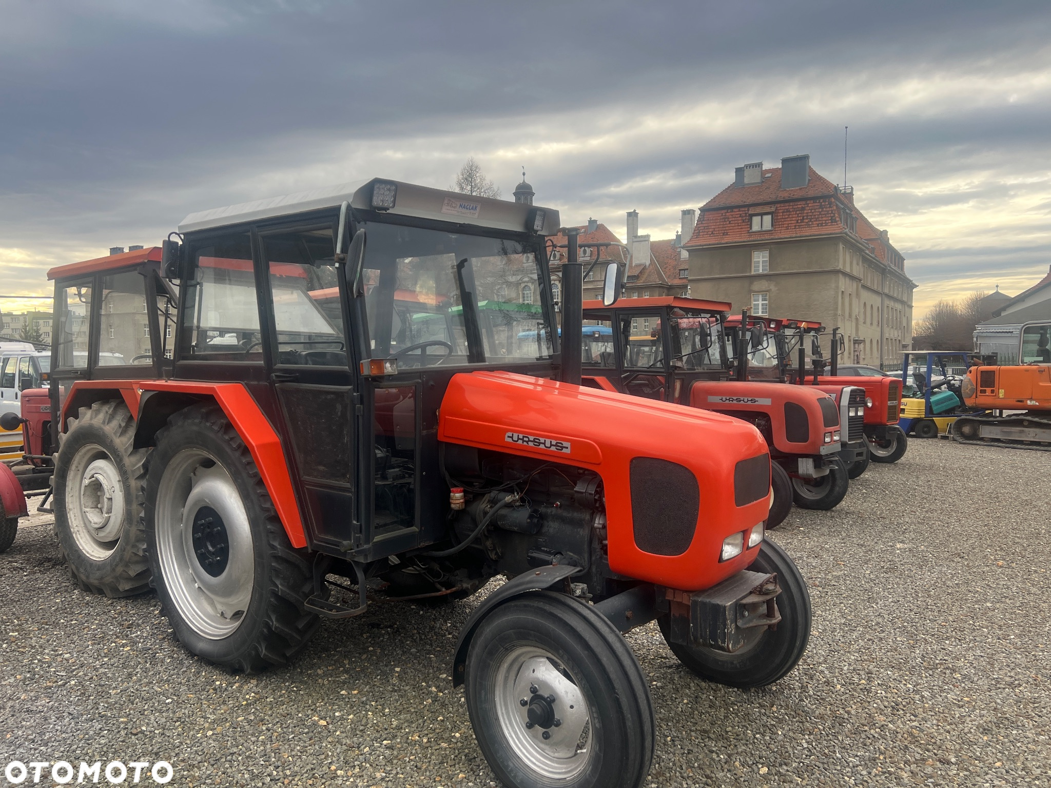 Ursus C360 - 19