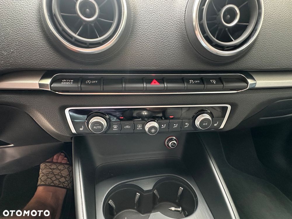 Audi A3 Sportback 1.4 TFSI CoD ultra Ambition - 12