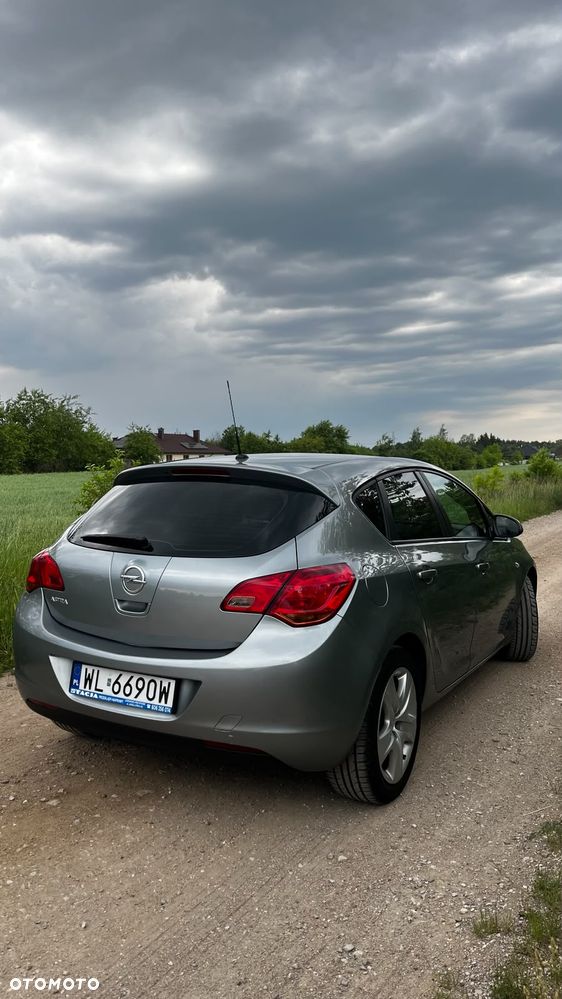 Opel Astra 1.6 - 6