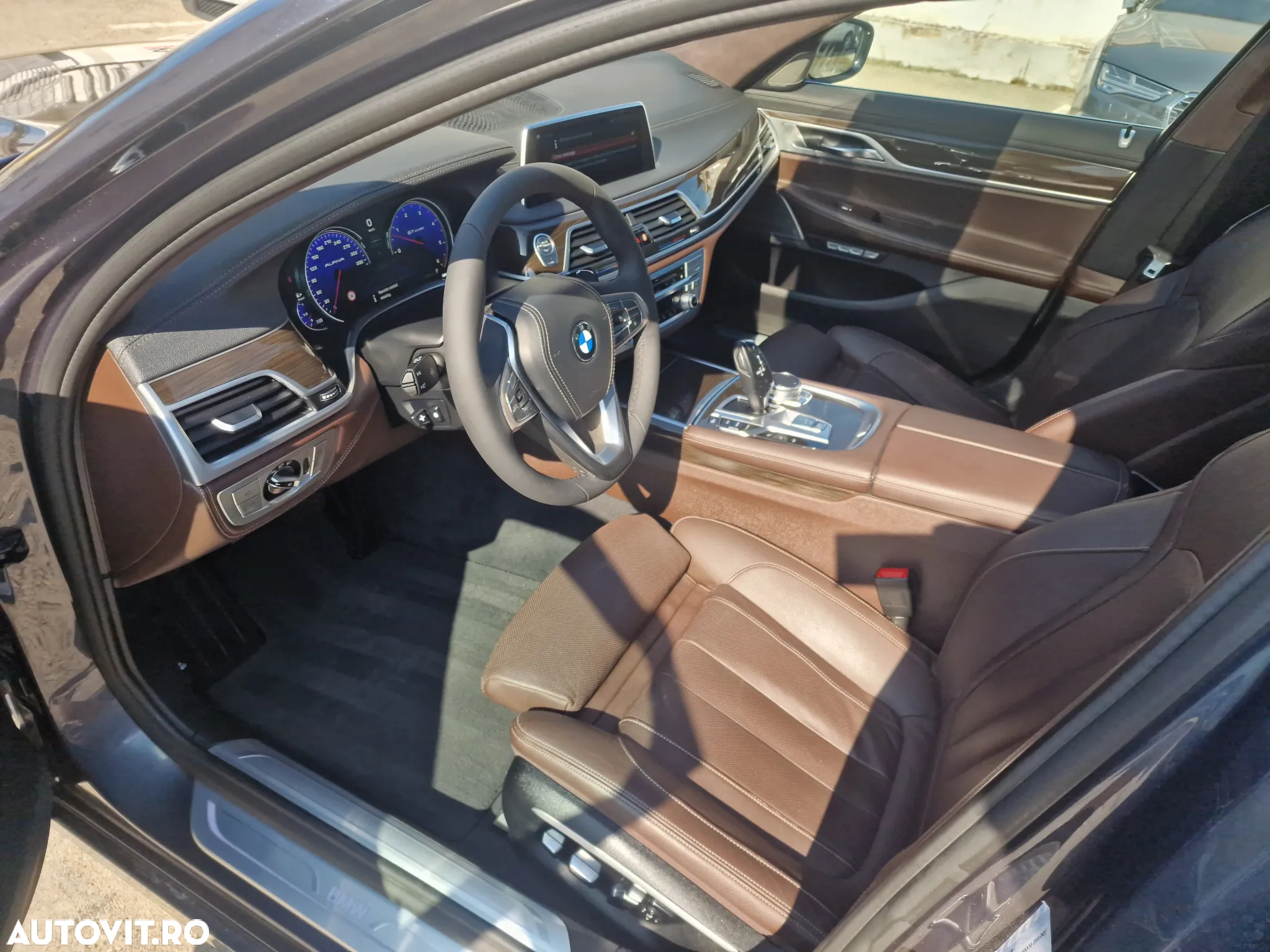 BMW Seria 7 730Ld xDrive - 13
