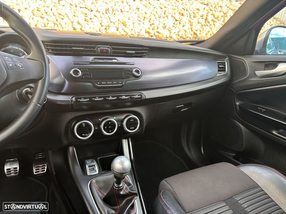 Alfa Romeo Giulietta 1.6 JTDM Progression - 24