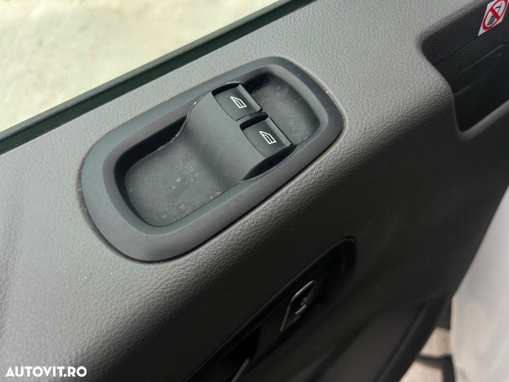 Ford Transit DOKA 7 LOCURI BASCULABIL 3 PARTI - 32