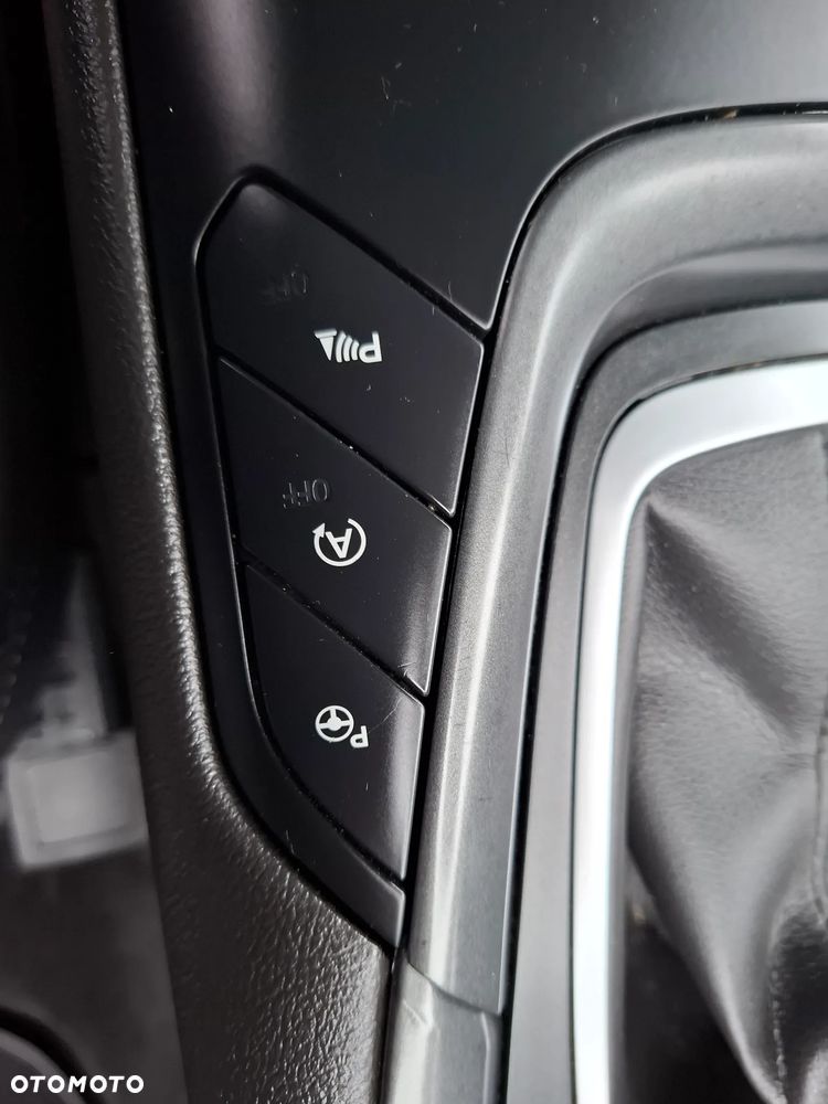 Ford Mondeo 2.0 TDCi PowerShift-Aut Allrad Titanium - 13