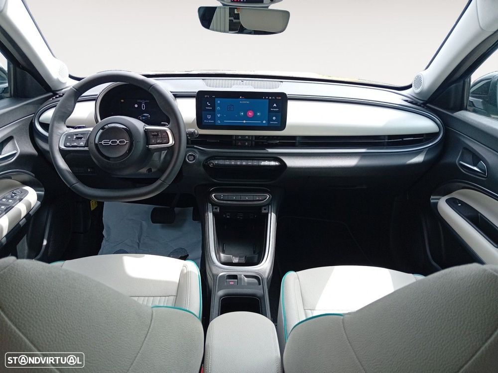 Fiat 600 1.2 Hybrid La Prima - 10